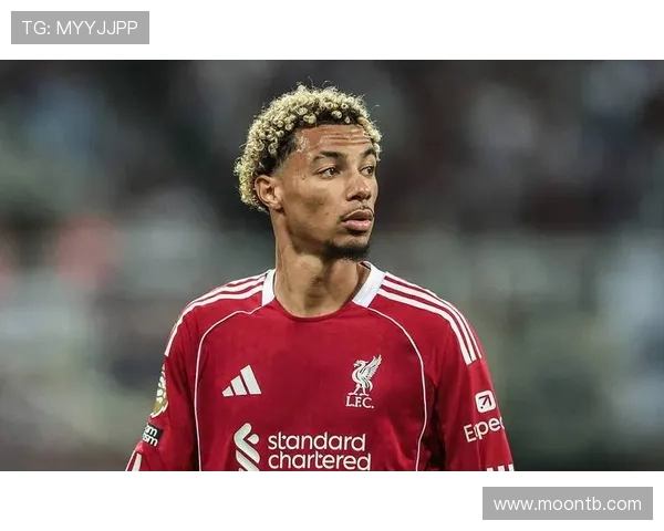 萨拉赫助攻双响埃基蒂克精彩表现